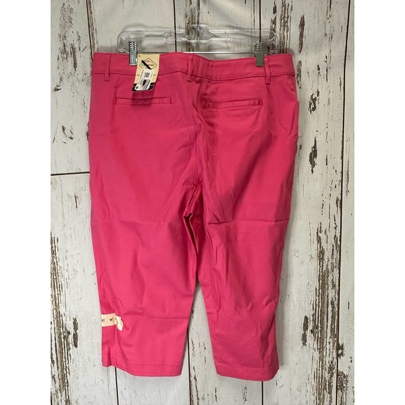 St. John's Bay Pink Capris size 16 - Picture 1 of 2